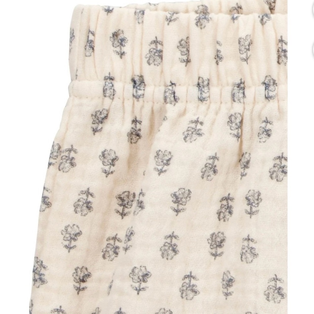 Carter’s Adorable Cream and Grey Floral Print Set 2 Piece - Picture 4 of 10